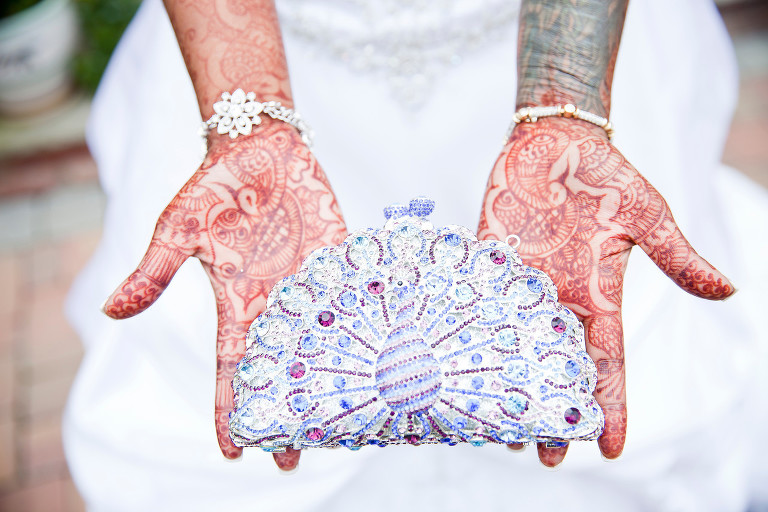 bridal hand henna tatto